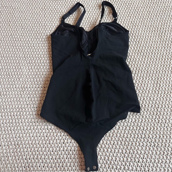Vintage Montgomery Ward Shapewear Bodysuit Snaps Black Women’s 38B Circa 1970/80 - Picture 6 of 9